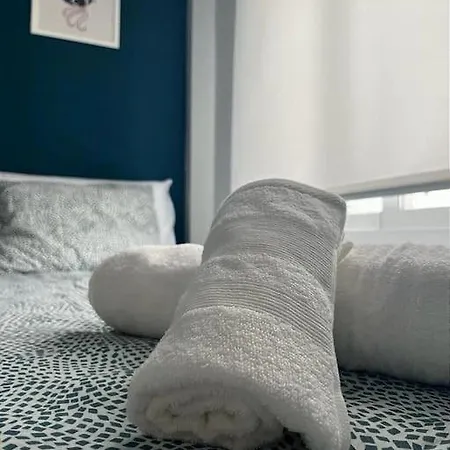 Apto Familiar Balcones A La Muralla