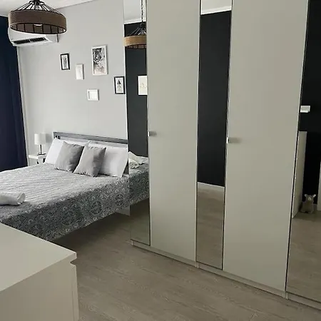 Apto Familiar Balcones A La Muralla