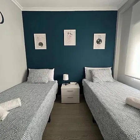 Apto Familiar Balcones A La Muralla