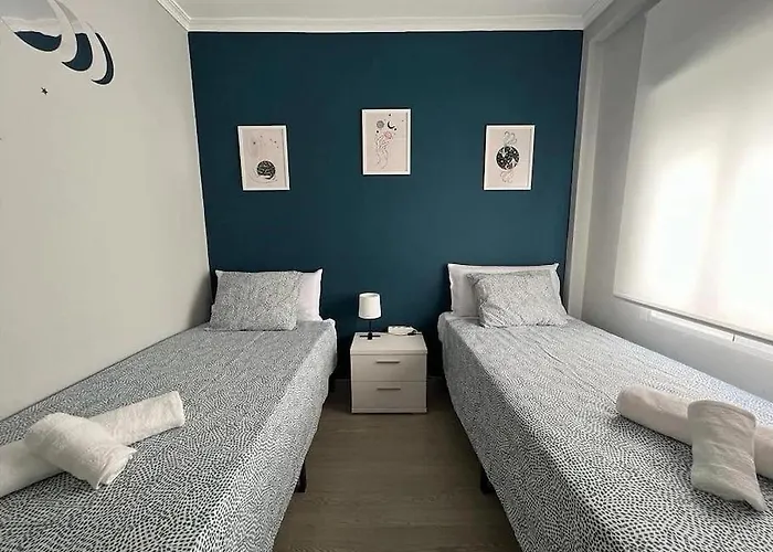 Apto Familiar Balcones A La Muralla