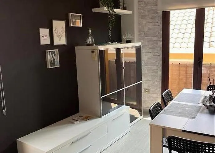 Apto Familiar Balcones A La Muralla