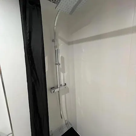 Apto Familiar Balcones A La Muralla