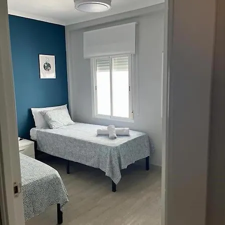 Апартаменти Apto Familiar Balcones A La Muralla
